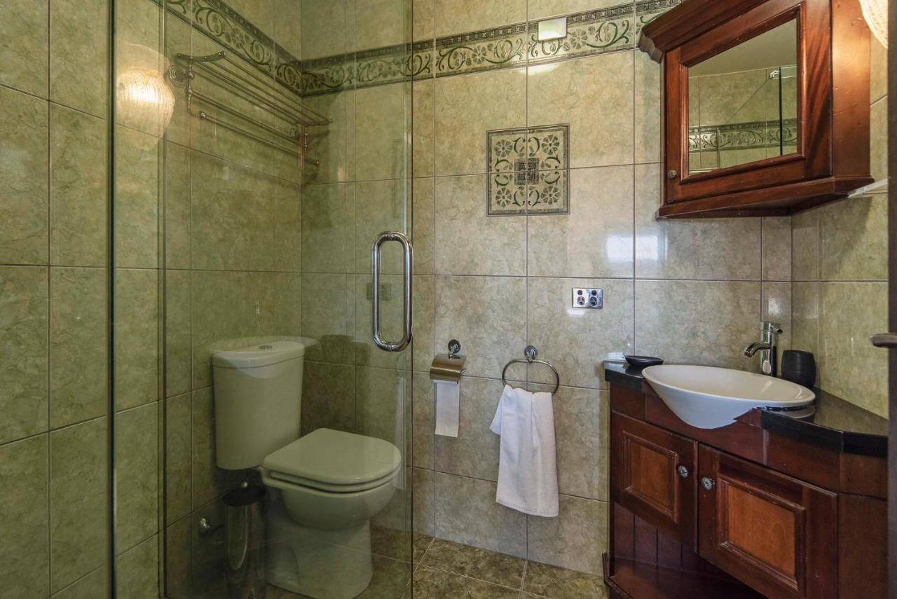 The Village Green Apartment Нельсон Экстерьер фото